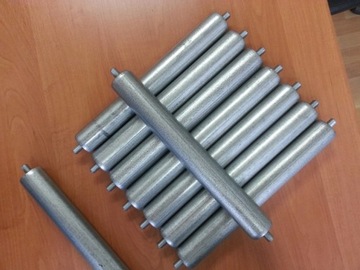 РОЛИК ТРАНСПОРТНЫЕ РОЛИКИ КОНВЕЙЕР ПОДАЮЩИЙ РОЛИК 900/42 мм ОЦИНКОВАННЫЙ