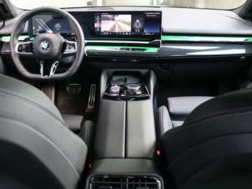 BMW Seria 5 G90-91 Touring 2.0 520d 197KM 2025 BMW Seria 5 BMW 520d xDrive Limuzyna 2.0 Diesel 197KM, zdjęcie 2