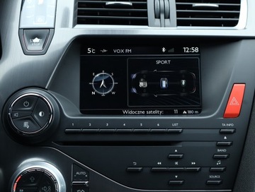 DS 5 Hatchback (Citroen) 2.0 HDi Hybrid4 200KM 2013 Citroen DS5 Hybrid4 Airdream, 197 KM, 4X4, zdjęcie 11