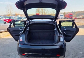 Audi A1 I Hatchback 3d 1.2 TFSI 86KM 2014 Audi A1 Sportback 1,2 Ben Navi Ksenon 1.2 Benzyna 86KM, zdjęcie 33