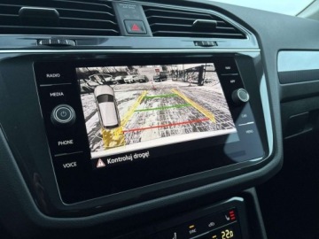 Volkswagen Tiguan II SUV Facelifting 1.5 TSI 150KM 2022 Volkswagen Tiguan TSI 150KM Life DSG LED Keyless Kamera cofania FV23, zdjęcie 24
