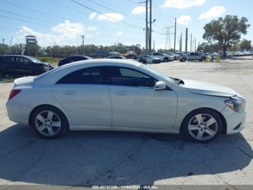 Mercedes CLA C117 2016 Mercedes-Benz CLA 2016 Mercedes-Benz CLA 4dr Sdn CLA 250 FWD 2.0 Benzyna, zdjęcie 11