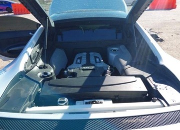 Audi R8 I Coupe 4.2 V8 FSI 420KM 2009 Audi R8 Coupe 2009, 4.2L, 4x4, od ubezpieczalni 4.2 Benzyna 420KM, zdjęcie 13