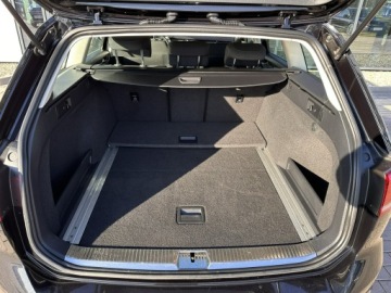 Volkswagen Passat B8 Variant 2.0 TDI BlueMotion SCR 150KM 2018 Volkswagen Passat Variant Navi, Grzane fotele, HAK, zdjęcie 32