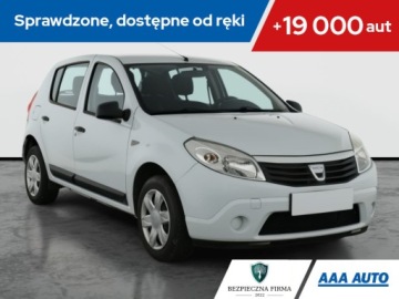Dacia Sandero I Hatchback 5d 1.4 MPI 75KM 2010