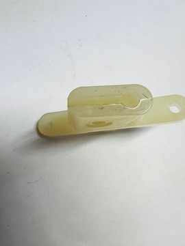 Опора поворотного окна треугольная Fiat 126p