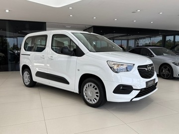 Opel Combo E Kombivan 1.5 Diesel 131KM 2021 Opel Combo Life Edition / Hak / 1właściciel / Salo, zdjęcie 4