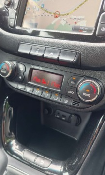 Kia Ceed II Hatchback 5d 1.6 CRDi 110KM 2013 Kia Ceed 1.6 110Ps.Navi Kam.Cofania Klimatronic x2 2013 1.6 Diesel 110KM, zdjęcie 24