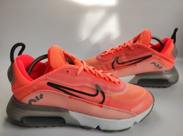 - Buty Nike Air Max 2090 CT7698-600 r.39