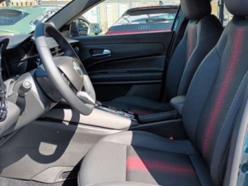 Alfa Romeo Junior SUV 1.2 Hybrid 145KM 2026 ALFA ROMEO Junior Ibrida Suv 1.2 (145KM) 2026, zdjęcie 4