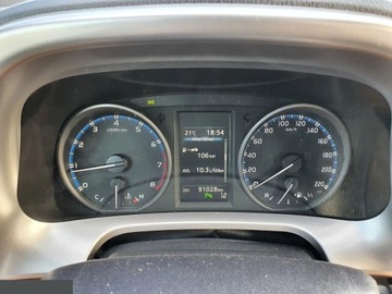 Toyota RAV4 IV MPV Facelifting 2.0 Valvematic 152KM 2016 Toyota RAV4 2.0 Premium 4x4 152 KM 2016r Niski przebieg!, zdjęcie 8
