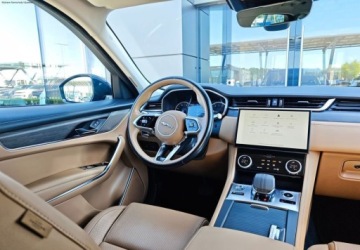 Jaguar F-Pace SUV Facelifting 2.0 D 163KM 2021 Jaguar F-Pace 2.0D I4 163PS AWD AUTO Standard Standard 2.0D I4 163 PS AWD, zdjęcie 6