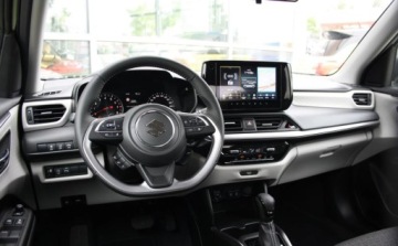 Suzuki Swift VI Hatchback Facelifting 1.2 DualJet SHVS 83KM 2025 Suzuki Swift DEMO Elegance 1.2 mild Hybrid 2WD CVT 1.2 Hybryda 83KM, zdjęcie 10