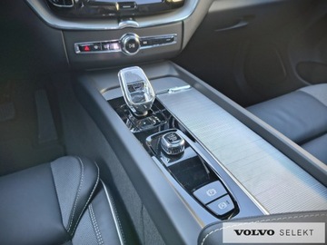 Volvo XC60 II 2025 Volvo XC 60 XC60 B5B AWD Ultra, BLACK-EDITION, Kam, zdjęcie 30