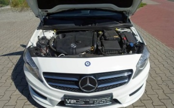 Mercedes Klasa A W176 Hatchback 5d Facelifting 200 d 136KM 2015 Mercedes-Benz Klasa A 200CDI 136KM AMG Line Niski przebieg Biksenon Skora, zdjęcie 26