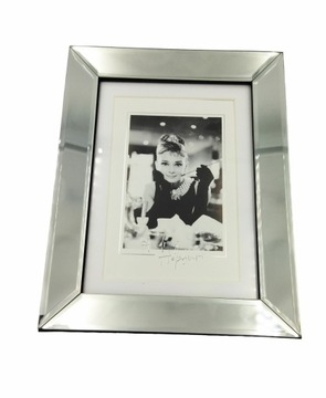 SZKLANA RAMKA NA ZDJĘCIE 13 x 18cm HEPBURN srebrna