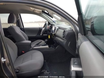 Toyota Tacoma II 2021 Toyota Tacoma 2021r., SR5, od ubezpieczalni 3.5 Benzyna 278KM, zdjęcie 9