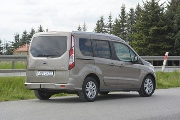 Ford Tourneo Connect III Standard 1.5 EcoBlue 100KM 2019 Ford Tourneo Connect 1.5 EcoBlue automat hak nawi, zdjęcie 6