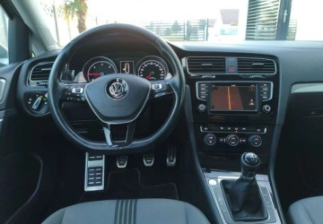 Volkswagen Golf VII Variant 1.6 TDI BlueMotion  110KM 2016 Volkswagen Golf Variant Volkswagen Golf Variant 1.6 TDI BlueMotion Technol, zdjęcie 26