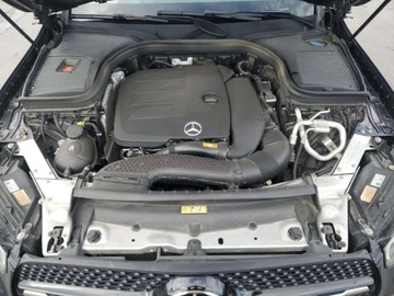 Mercedes GLC C254/X254 2022 Mercedes-Benz GLC Coupe 300 4Matic 2022 2.0l 2.0 Benzyna 255KM, zdjęcie 6