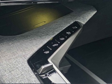 Peugeot 5008 III 2025 Od ręki - GT 1.2 mHEV 145KM / Pakiet Bezpieczeństwo, Panoramiczny Dach, zdjęcie 9