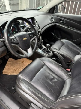 Chevrolet Cruze Kombi 1.4T DOHC 140KM 2012 Chevrolet Cruze 1,4 turbo 140ps 102 tyś km ładny, zdjęcie 7