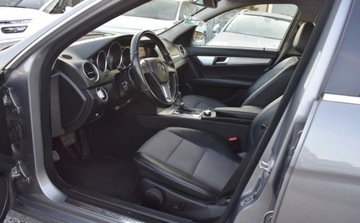 Mercedes Klasa C W204 Limuzyna Facelifting 180 CDI BlueEFFICIENCY 120KM 2011 Mercedes-Benz Klasa C Mercedes-Benz Klasa C 180 CDI 7G-TRONIC Avantgarde E, zdjęcie 4