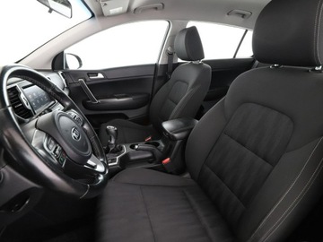 Kia Sportage IV SUV Facelifting 1.6 GDI 132KM 2018 Kia Sportage Bi-Xenon Navi Kamera cofania, zdjęcie 12