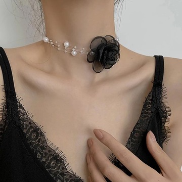 Women's Cute Collar Lolitas Handmade Vintage Lace Heart Choker For Women
