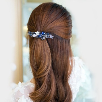 Набор из 4 винтажных заколок для волос - весенние цветы и камни в стиле ретро.