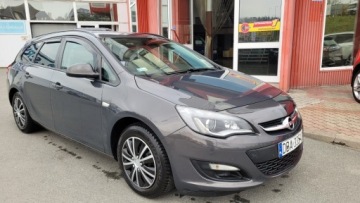 Opel Astra J Sports Tourer 1.7 CDTI ECOTEC 130KM 2012 Opel Astra ASTRA 1.7cdti 130KM Lift Ledy Xenon Navi MOZLIWA ZAMIANA 1.7