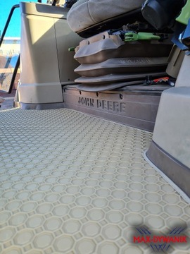 John Deere 6R 6175R 6195R 6215R 14- Резиновый коврик