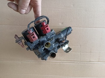 AUDI A8 D3 ELEKTROVENTIL VODY 4E0959617A VENTIL