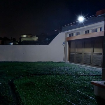 СВЕТОДИОДНЫЙ ПРОЖЕКТОР 30ВТ С ДАТЧИКОМ ДВИЖЕНИЯ ГАЛОГЕННАЯ ЛАМПА С ОТРАЖАТЕЛЕМ IP66 SLIM XL