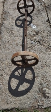 Stare koła żeliwne 40 cm z osią pod stolik ławę industrial loft oryginał