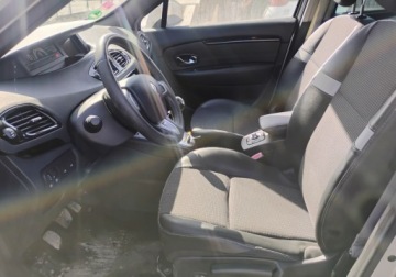 Renault Scenic III XMOD Energy TCe 115KM 2013 Renault Scenic 2013r, 1.2 Benzyna. Lekko uszkodzony prawy przod. Jezdzi., zdjęcie 6