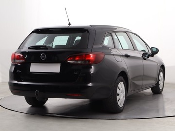 Opel Astra K Sports Tourer 1.6 CDTI 110KM 2017 Opel Astra 1.6 CDTI, Klima, Tempomat, Parktronic, zdjęcie 4