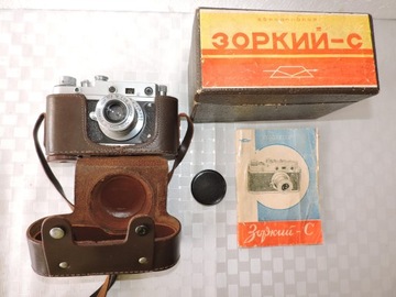ZORKI C aparat fotograficzny 1957 rok stan b.dobry oryginalne pudełko