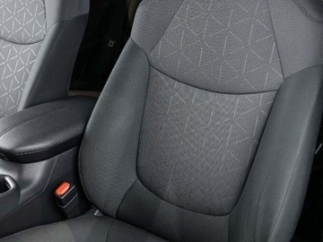 Toyota RAV4 V SUV Facelifting 2.5 Hybrid  Dynamic Force 218KM 2025 Comfort 2.5 Hybrid 218KM | Tempomat adaptacyjny!, zdjęcie 4