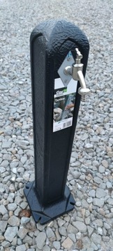 Водопроводный кран, садовый столб, гидрант-цистерна