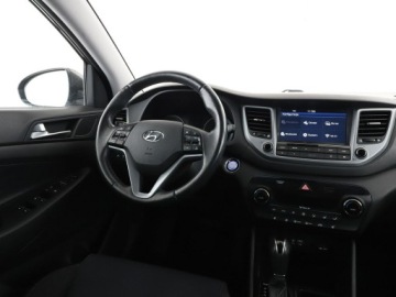 Hyundai Tucson III SUV 2.0 CRDI 185KM 2016 Hyundai Tucson 185KM automat 4x4 grzane fotele, zdjęcie 15