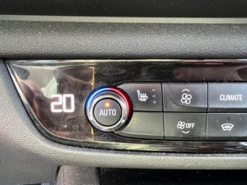 Opel Insignia II Grand Sport 1.6 CDTI  136KM 2018 Opel Insignia LEDY KLIMATYZACJA NAWIGACJA POLSKORY PARKTRONIC GRZANE FOTEL, zdjęcie 10