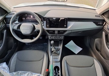 Skoda Kamiq Crossover Facelifting 1.0 TSI 95KM 2025 Skoda Kamiq Benzyna 95KM, zdjęcie 6