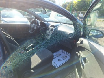 Opel Corsa D Hatchback 1.0 Twinport ecoFLEX 60KM 2009 Opel Corsa Nowy rozrząd,auto bez wkładu, zdjęcie 11