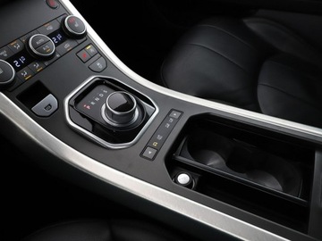 Land Rover Range Rover Evoque I SUV 5d Facelifting 2.0D TD4 150KM 2015 Land Rover Range Rover Evoque 2.0 Td4 AWD SE, zdjęcie 27