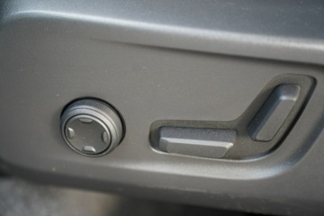 Volvo XC40 Crossover Plug-In Facelifting 1.5 T5 262KM 2022 Volvo XC 40 RECHARGE nawi ful led SKÓRA panorama, zdjęcie 21