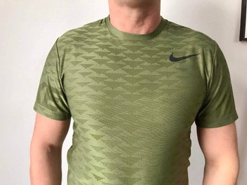 Мужская футболка Nike Размер: S