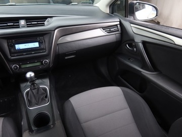 Toyota Avensis III Sedan Facelifting 2015 1.8 Valvematic 147KM 2018 Toyota Avensis 1.8 Valvematic, Salon Polska, zdjęcie 7