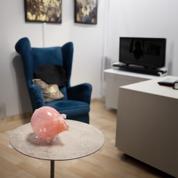 RÓŻOWA ŚWINKA SKARBONKA PĘKATA DUŻA SZKLANA NA PREZENT POPĘKANA