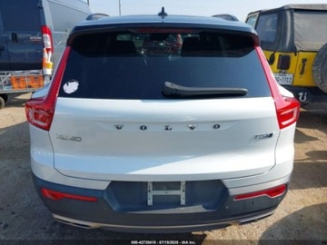 Volvo XC40 Crossover 2.0 T5 247KM 2020 Volvo XC 40 2020 Volvo XC40 T5 AWD R-Design 2.0 Benzyna 248KM, zdjęcie 15